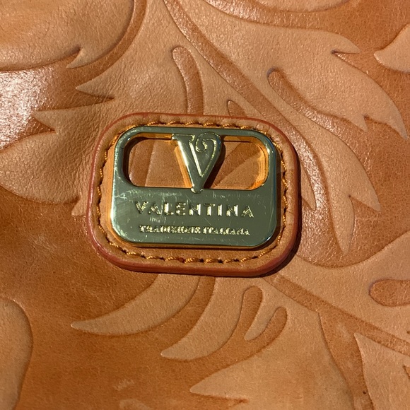 Valentina Sling Purse - Picture 2 of 9